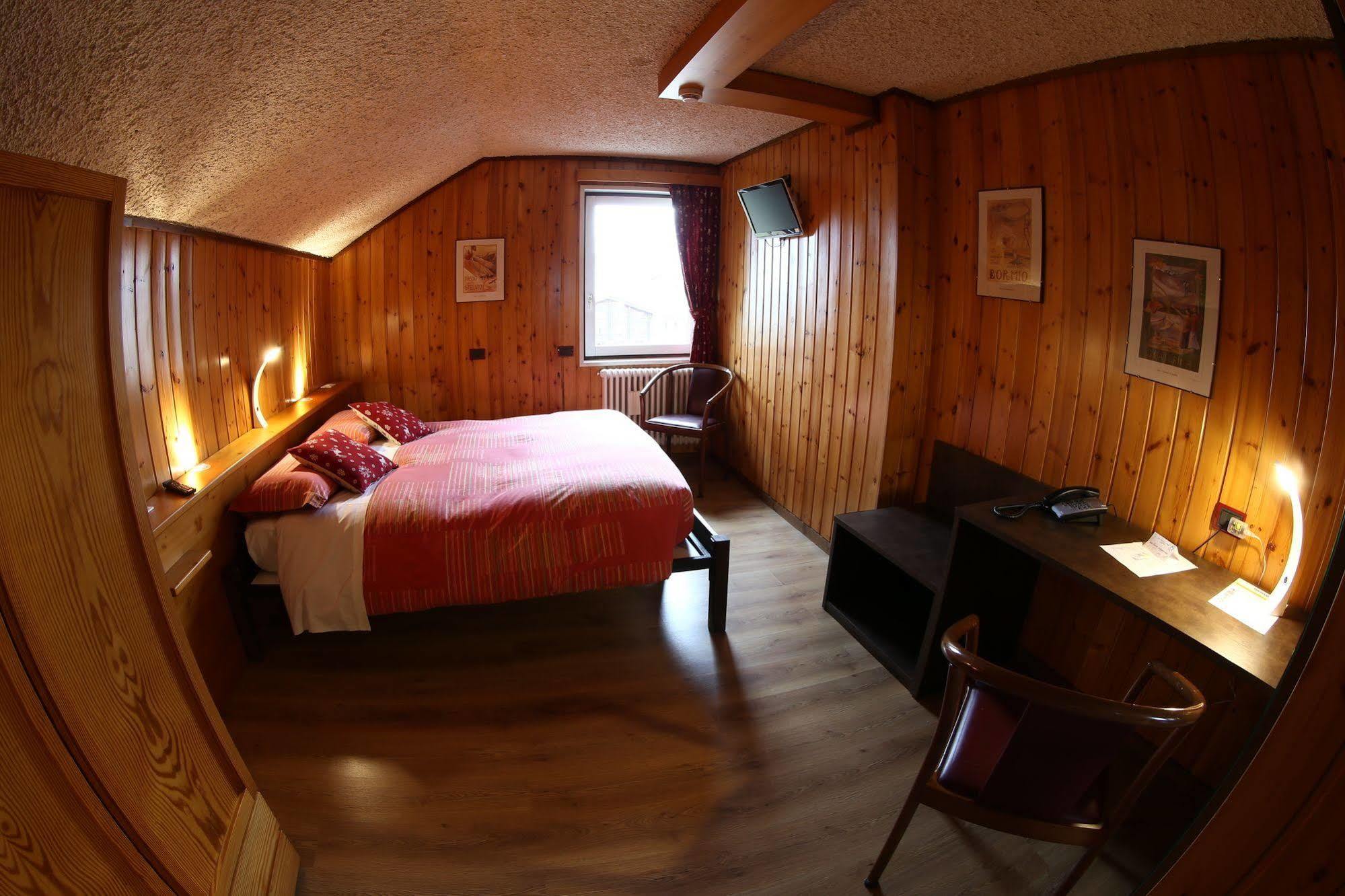 Albergo Quarto Pirovano Passo Stelvio Zewnętrze zdjęcie