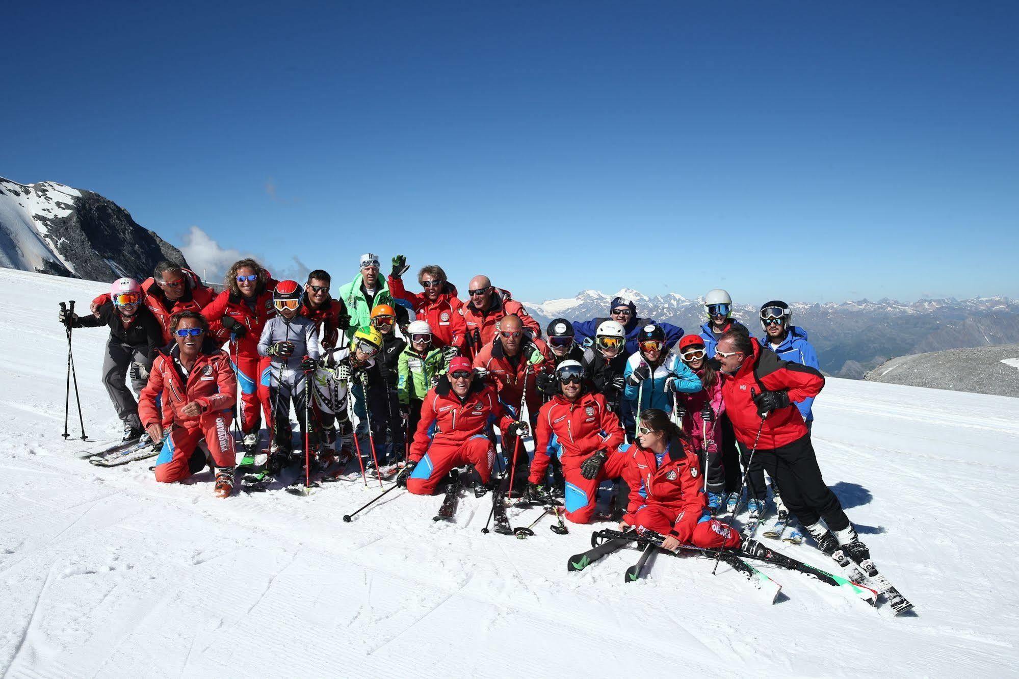 Albergo Quarto Pirovano Passo Stelvio Zewnętrze zdjęcie